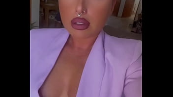 Une belle maman très coquine