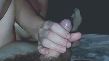 Handjob homemade milf