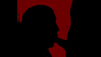 Silueta de rica oral de mi mujer en la cosina