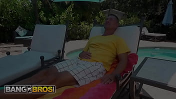 Bangbros vanessa marie asks stepdad for a massage and gets her pussy stretched for her modeling debut