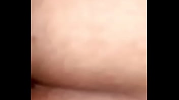 Sexy big booty chick