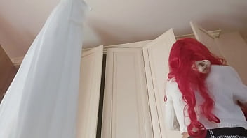 Ops ops ups kirt i pull up my mini skirt and