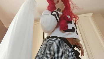 Ops ops ups kirt i pull up my mini skirt and