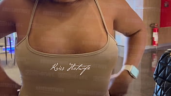 Uma Das Formas Que Mais Adoro De Chamar Atenção Na Rua é Assim thumbnail