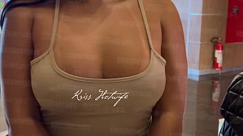 Uma das formas que mais adoro de chamar atenção na rua é assim