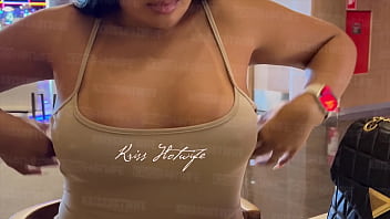 Uma das formas que mais adoro de chamar atenção na rua é assim