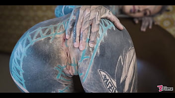 Ink covered babe gets her ass wrecked by the fuck machine