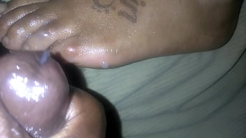 Feet cum