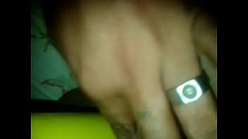 Parte 2 brincando com a buceta da claudia de obidos