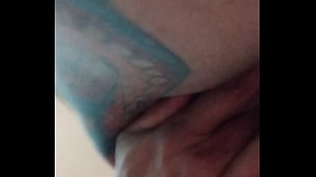 Entro a una habitación de un hotel y me coje un desconocido