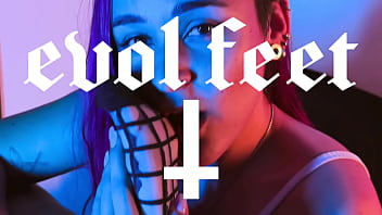 My perfect feet are ready for your dirty fantasies