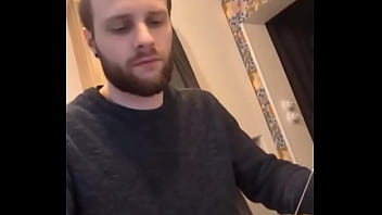 Trop bien la production allemande berlinoise ersties m'a recontacté je t'explique ce que je vais faire de nouveau ave