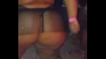 Hoje as 13 horas na nova compacto rua sao lazaro 31 por aqui o pau não cessa