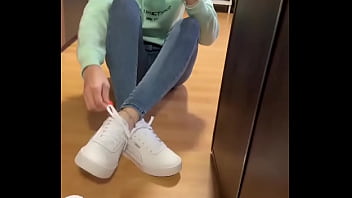 Do you want to smell my sweaty socks •full video on of #socksfetisch #blacksocks #feet #fetish #feetworld