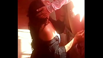 Veterana es follada por joven semental que no la suelta