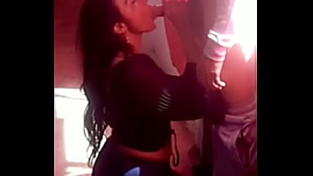 Veterana es follada por joven semental que no la suelta