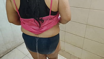 Hot desi housewife romantic under shower video