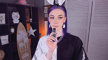 I don't need to flirt i will seduce you with my awkwardness