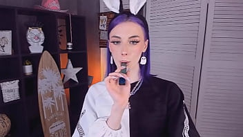 I don't need to flirt i will seduce you with my awkwardness