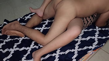 Xxx mi hijastra española me visita y me folla