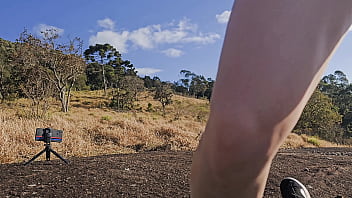 Guia turístico most pau pa turista na montanha