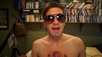 Why Doodle On The Panini Is Cooler Than The Grindr Gay Dating App For Iphone thumbnail