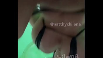 Todavía todavía me duele el chico me encanta kskskskskss videito a sólo 30 000 en venta sólo en mi whatsapp