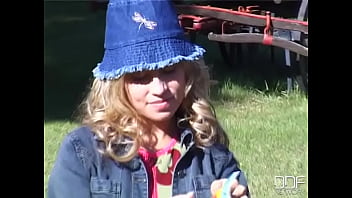 Popping herself in the park