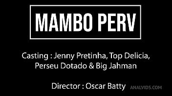 Mulata gostosa dando para vários