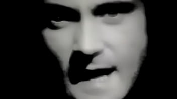 Puedo sentirlo correrse en el aire esta noche Puedo sentirlo correrse en el aire esta noche