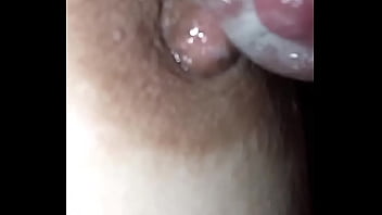 Capezzolo pieno di saliva e cappella