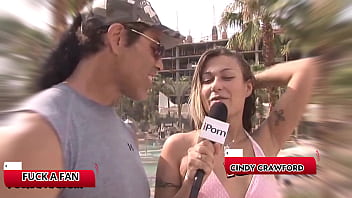 Fuck a fan 4k – construction worker joe surprises cindy crawford w nine inch dick