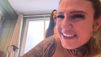 Nossa aquela foda gostosa com a quentura da buceta bem gostosa buceta com buceta chupando um cu bem molhado prontos pra gozar muito nessa suruba o pinto latejando Nossa aquela foda gostosa com a quentura da buceta bem gostosa buceta com buceta chupando um cu bem molhado prontos pra gozar muito nessa suruba o pinto latejando