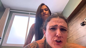 Nossa aquela foda gostosa com a quentura da buceta bem gostosa buceta com buceta chupando um cu bem molhado prontos pra gozar muito nessa suruba o pinto latejando Nossa aquela foda gostosa com a quentura da buceta bem gostosa buceta com buceta chupando um cu bem molhado prontos pra gozar muito nessa suruba o pinto latejando