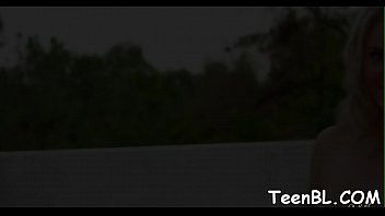 Curvaceous young bimbo blows stick