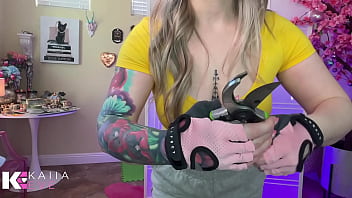 Goddess sheering balls