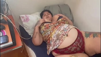 Passei a mão na minha meia irmã e acabei fudendo ela firegreen2