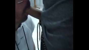 Mamando No Vestiário Da Academia thumbnail