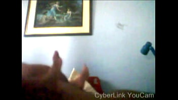 Cachando a la asistente mientras mi esposa no está en casa afíliate para ver el vídeo completo