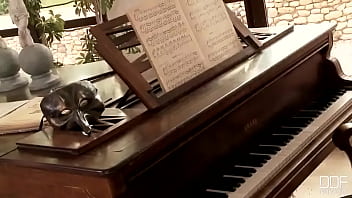 Making Sweet Pussy Music thumbnail
