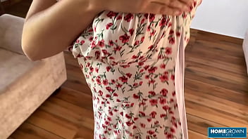 Blondie lolipop worships hot mark pirson massive dick