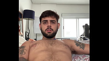 Muleke batendo ate tirar porra