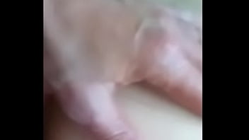 Morena rabuda levando pica