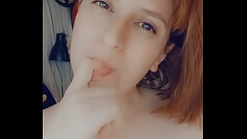 Attention vidéo gratuite uniquement pour les fans ce soir ma première exhib