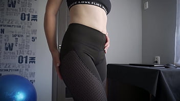 Milf With Fit Ass In Yoga Pants Shows Off Visible Panty Line thumbnail