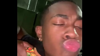 Watch me hit the woah in her pussy Watch me hit the woah in her pussy