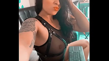 Nuevo tw rt y te regalo una foto sin panties al dm