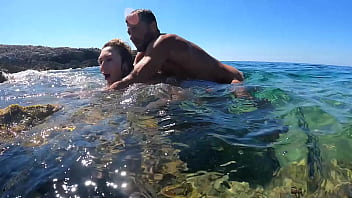 Underwater anal sex cum eat mouth piss
