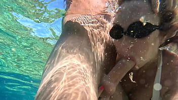 Underwater anal sex cum eat mouth piss