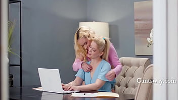 Stepdaughter eats stepmom's pussy at the table